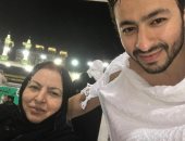 حمادة هلال ناعيا والدته: الله يفرحك فرحة كبيرة على قد فترة مرضك
