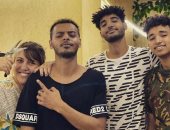 مي كساب تحلق شعر زوجها "أوكا" فى المنزل: لو سبتوني كام يوم هفتح محل حلاقة