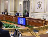 الحكومة تحيل 16 ألف مخالفة بناء حتى الآن إلى النيابة العسكرية.. وتربط تركيب العدادات الكودية المؤقتة للمبانى المخالفة بسداد مبلغ لجدية التصالح.. وخطة تنفيذية للانتهاء من طلاء واجهات المبانى لعدم قطع المرافق