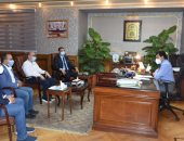وزير الرياضة يلتقي ممثلي لجنة الشباب بالنادي الأهلي