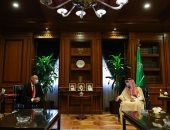 وزير خارجية السعودية يلتقى السفير السويسرى