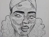 قارئة تشارك برسومات فنية وبورتريهات بالأبيض والأسود تظهر موهبتها