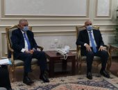 وزيرا قطاع الأعمال والنقل يبحثان آخر مستجدات إنشاء شركة للنقل متعدد الوسائط