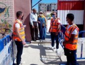 صور .. المتطوعون الشباب سند ووقاية لطلبة الثانوية العامة أمام اللجان بسيناء