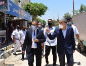 محافظ المنيا يغلق مقهى لعدم الالتزام بتطبيق الإجراءات الاحترازية