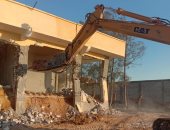 صور.. إزالة العقارات المخالفة على نفقة أصحابها بالعامرية غرب الإسكندرية