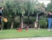 مباراة تنس عائلية بين جنش وزوجته قبل الانتظام فى تدريبات الزمالك.. فيديو