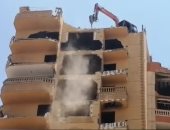 محافظة الجيزة تزيل فيلا بأوسيم وأبراج مخالفة بالهرم والعمرانية والحوامدية..صور