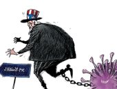 كاريكاتير صحيفة سعودية.. فيروس كورونا يلاحق الأمريكان خلال عيد الاستقلال