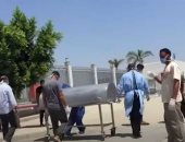 صور.. خروج جثمان رجاء الجداوى من مستشفى العزل فى تابوت حديد