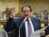 أبو العينين في مقال بالأهرام: كلنا الجيش المصري والشعب يضع ثقته في رئيس وطني مخلص ورسالة البرلمان لـ السيسي هزت الأوساط العالمية