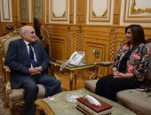 وزيرا الكهرباء والهجرة ينعيان الفريق العصار: "شخصية وطنية متفردة"