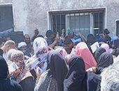 خوفا من كورونا.. قارىء يشكو من التزاحم الشديد أمام شركة الكهرباء بفاقوس