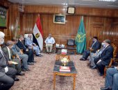 محافظ القليوبية يؤكد على ضرورة تطبيق منظومة التحول الرقمى والمكينة بالديوان العام