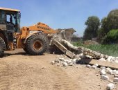 صور.. محافظ المنوفية : إزالة 11 تعدى على طريق شبين الكوم قويسنا