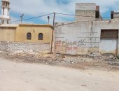 الرصد البيئى ترفع القمامة من نجع عبد الرواف بالعامرية فى الإسكندرية