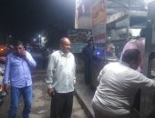 صور .. رفع الإشغالات ومراجعة تراخيص المحلات فى حملة مكبرة ببنى سويف 