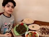 أصغر شيف في مصر .. ياسين تحدى الصمت وضعف السمع وتحدث بأشهى الأكلات.. فيديو