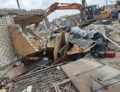 صور .. استرداد 7500 متر من أراضى الدولة فى حملة بالعجمى غرب الإسكندرية