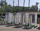 صور.. جامعة القاهرة تستعد لامتحانات الفرق النهائية.. الدفع بـ 10 كبائن تعقيم