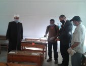  "صحة الإسكندرية" تعقم لجان الثانوية العامة استعدادا لامتحان الغد .. صور