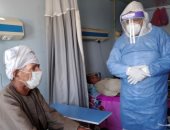 صور.. مستشفى الأقصر العام تشهد خروج 15 حالة بعد شفائهم من كورونا
