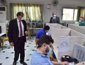 صور .. رئيس جامعة بنى سويف يتفقد لجان امتحانات السنوات النهائية بالكليات