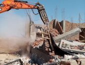 محافظ قنا : استرداد 10 آلاف م2 و 78 فدان من أملاك الدولة.. صور