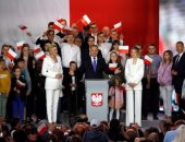 صور.. مرشحو الرئاسة فى بولندا يحتفلون وسط أنصارهم بنتائج الجولة الثانية