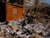 انتشار القمامة فى منطقة السبعين فدان بالهضبة السفلى بالمقطم ومطالب برفعها 