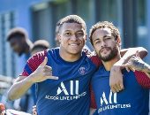 نيمار ومبابى يظهران فى تدريبات باريس سان جيرمان.. صور