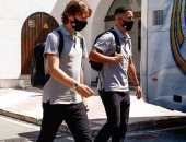 وصول لاعبى ريال مدريد إلى ملعب لويس كارمينيس لمواجهة غرناطة.. صور