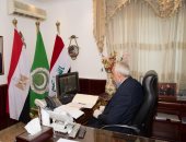 سفير العراق بالقاهرة يبحث آليات التعاون العلمي مع وزير التعليم العالى