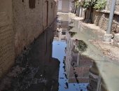 شكوى من غرق قرية نوسا الغيط بمياه الصرف الصحى بمحافظة الدقهلية