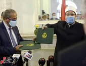 وزير التموين: طرح كمامة قماش جديدة على بطاقات التموين الشهر المقبل بسعر 10 جنيهات