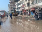 صور.. غرق شوارع نتيجة كسرين بخطوط مياه الشرب الرئيسية فى دمياط