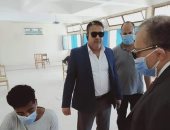 نائب رئيس جامعة السادات يتفقد لجان امتحانات كلية التربية الرياضية