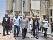 محافظ أسيوط: توريد 180 ألفا و254 طن قمح بـ27 صومعة ومركز تجميع