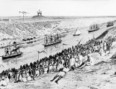 المصريون يحفرون قناة السويس.. 160 عامًا على بدء العمل 