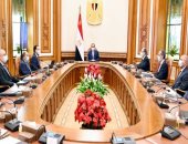 السيسى يوجه بالتصدى بحسم لمخالفات البناء والتوجه نحو التوسع العمرانى الأفقى لتخفيف التكدس السكانى..الرئيس: انتقال الحكومة للعاصمة الإدارية الجديدة يجب أن يكون بمثابة تطوير الجهاز الإدارى بالدولة بشكل جذرى وحديث