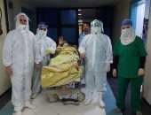 صور.. نجاح عملية عظام لمريض كورونا عمره 75 عاما بمستشفى الأحرار بالزقازيق