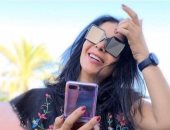 أسود× أسود.. منى زكى بلوك جديد.. والجمهور : شوفو حلاوته ياناس