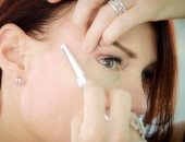 5 فوائد لإزالة شعر الوجه بالشفرة "غير إنك ما تحتاجيش للكوافير"