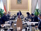 رئيس الوزراء يتابع مع وزير الزراعة ملفات الأراضى القابلة للزراعة بوسط وشمال سيناء
