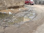 سيبها علينا.. شكوى من غرق شارع مساكن العبد الجديد بمدينة السلام بمياه الصرف