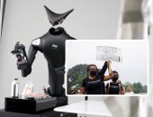 صور.. العالم هذا الصباح.. اليابان تطلق الروبوت الكنغر لتجهيز الوجبات والمشروبات داخل المتاجر.. احتجاجات فى ديترويت الأمريكية بسبب فصول تعليمية رغم تفشى كورونا.. ولايات شرق الهند محاصرة بين السيول الجارفة