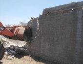 تنفيذ 34 قرار إزالة على أراضى زراعية بمدينة قلين فى كفر الشيخ.. صور