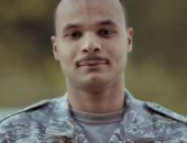 كلنا جيش مصر.. "أبو بكر" من سوهاج يشارك بصورته بالزى العسكرى لدعم الروح الوطنية