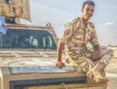 كلنا جيش مصر.. "عبد الرحمن" من قنا يشارك صورته بالزى العسكرى