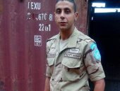 كلنا جيش مصر.. "حسام" يشارك بصورته بالزى العسكرى أثناء أداء الخدمة العسكرية